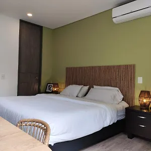 Tropical Confort Poblado Apartamento